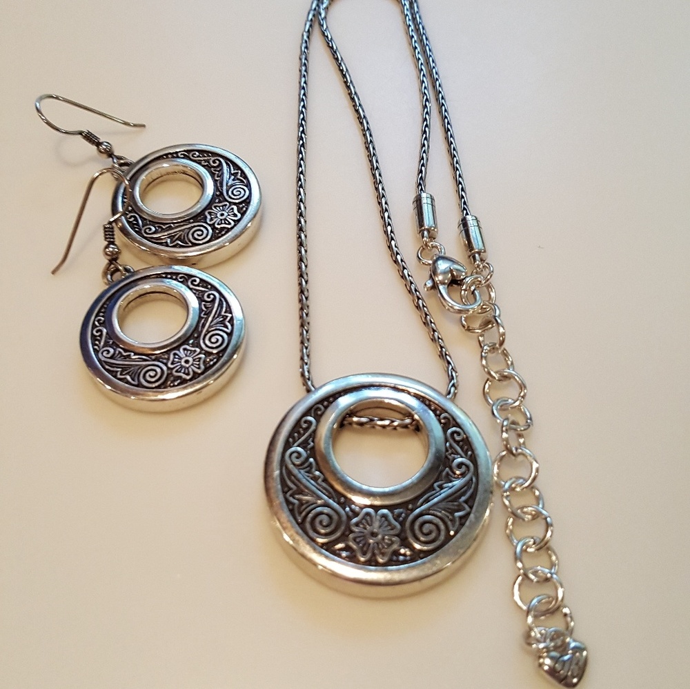 Brighton Circle Earrings And Necklace S
